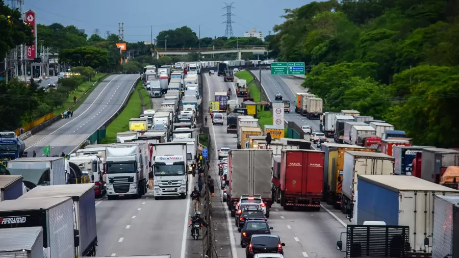 Essas multas de trânsito vão te surpreender pelo valor (para mais ou menos)
