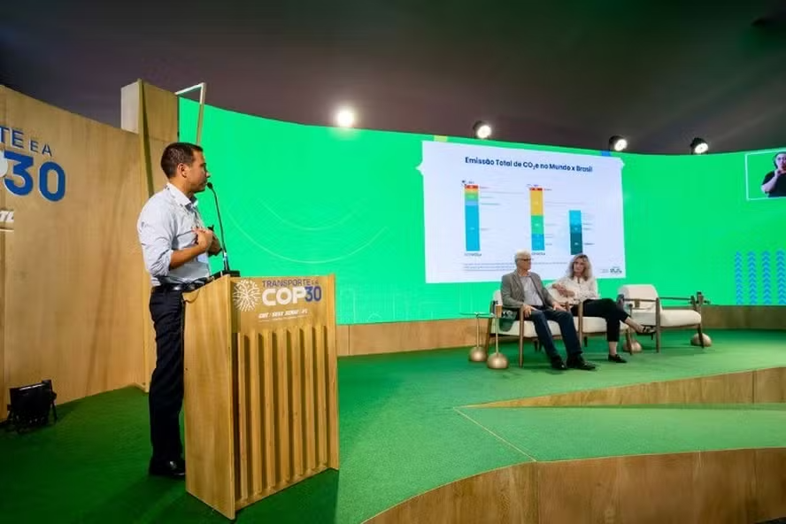 Migração do transporte rodoviário para navegação de cabotagem é estratégica para reduzir emissões de carbono